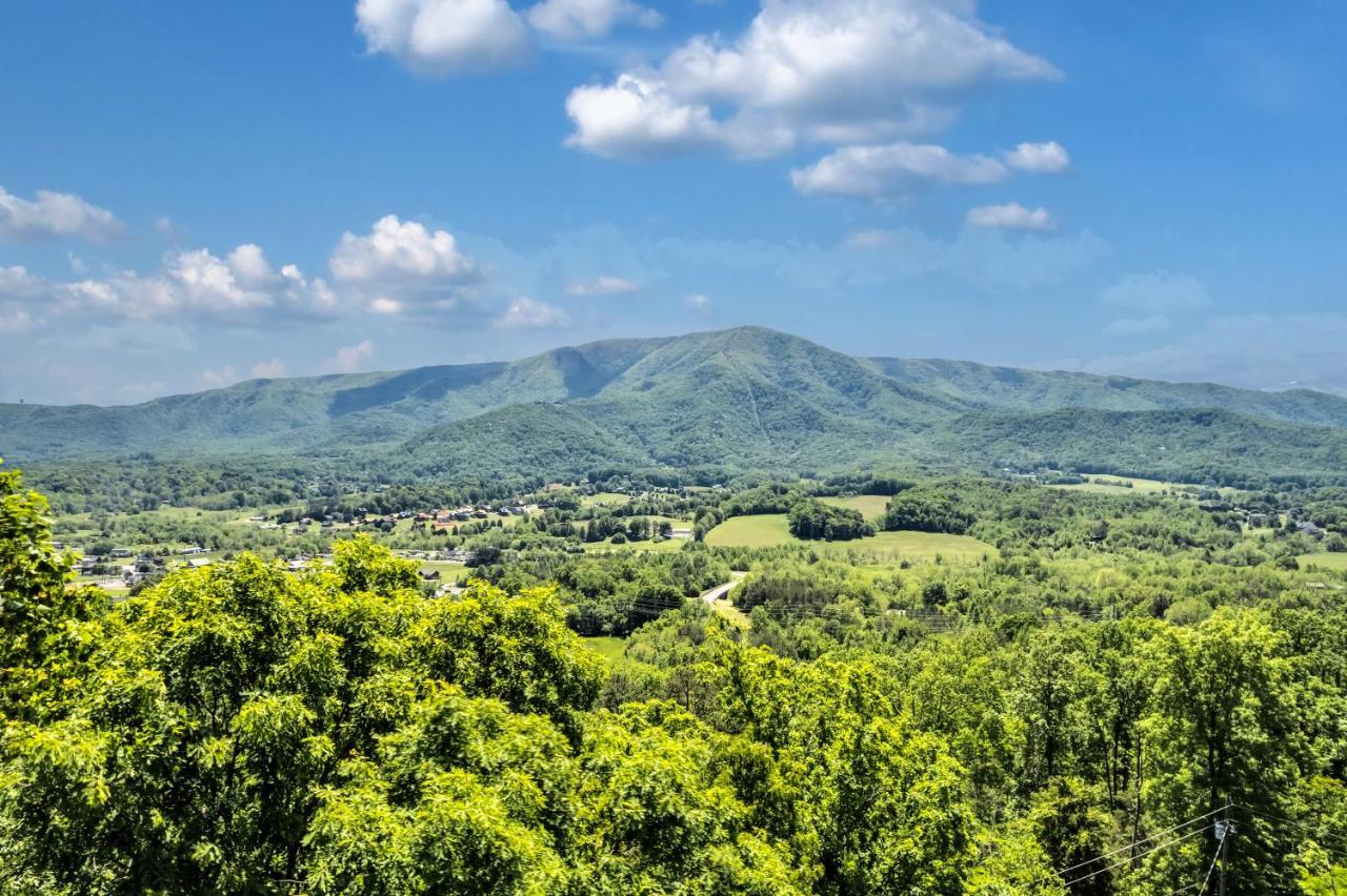 Alpine Splash Villa Sevierville Exterior photo